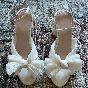 Loeffler Randall 👠